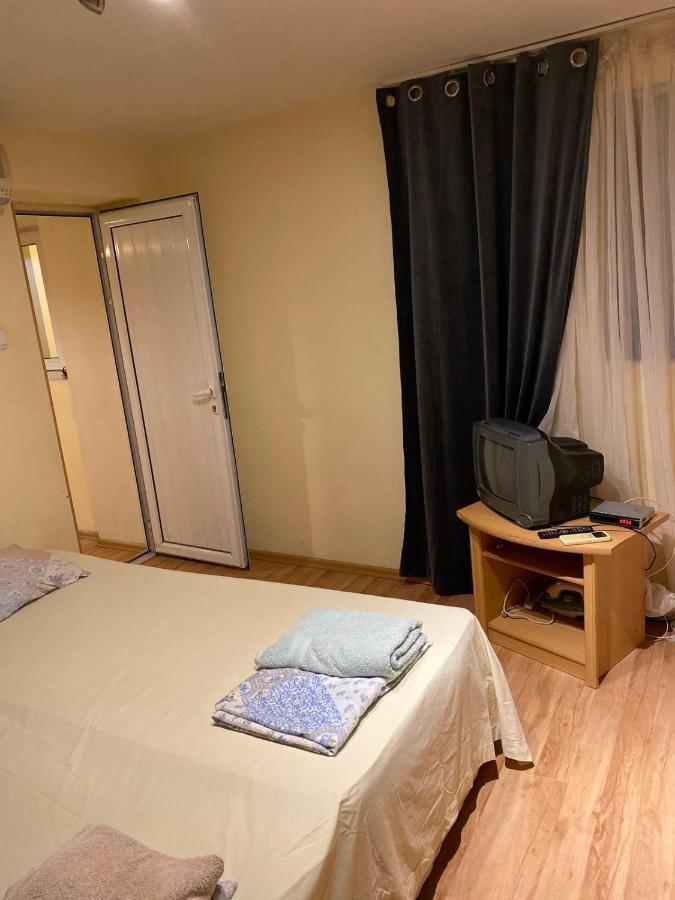 Apartment Bdin Varna Esterno foto