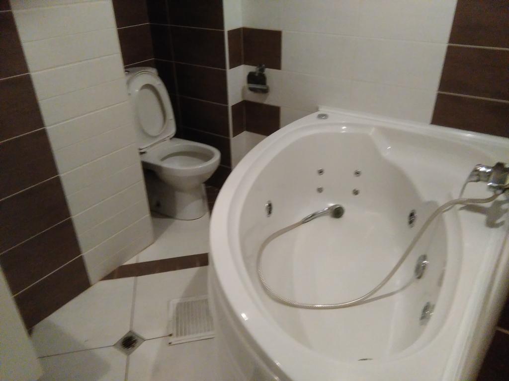 Apartment Bdin Varna Esterno foto